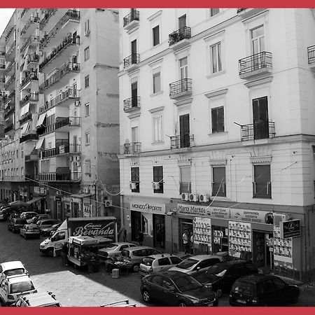 B&B La Storia Di Napoli Экстерьер фото