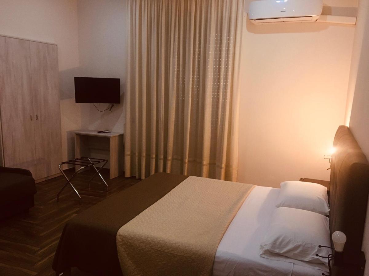 B&B La Storia Di Napoli Экстерьер фото