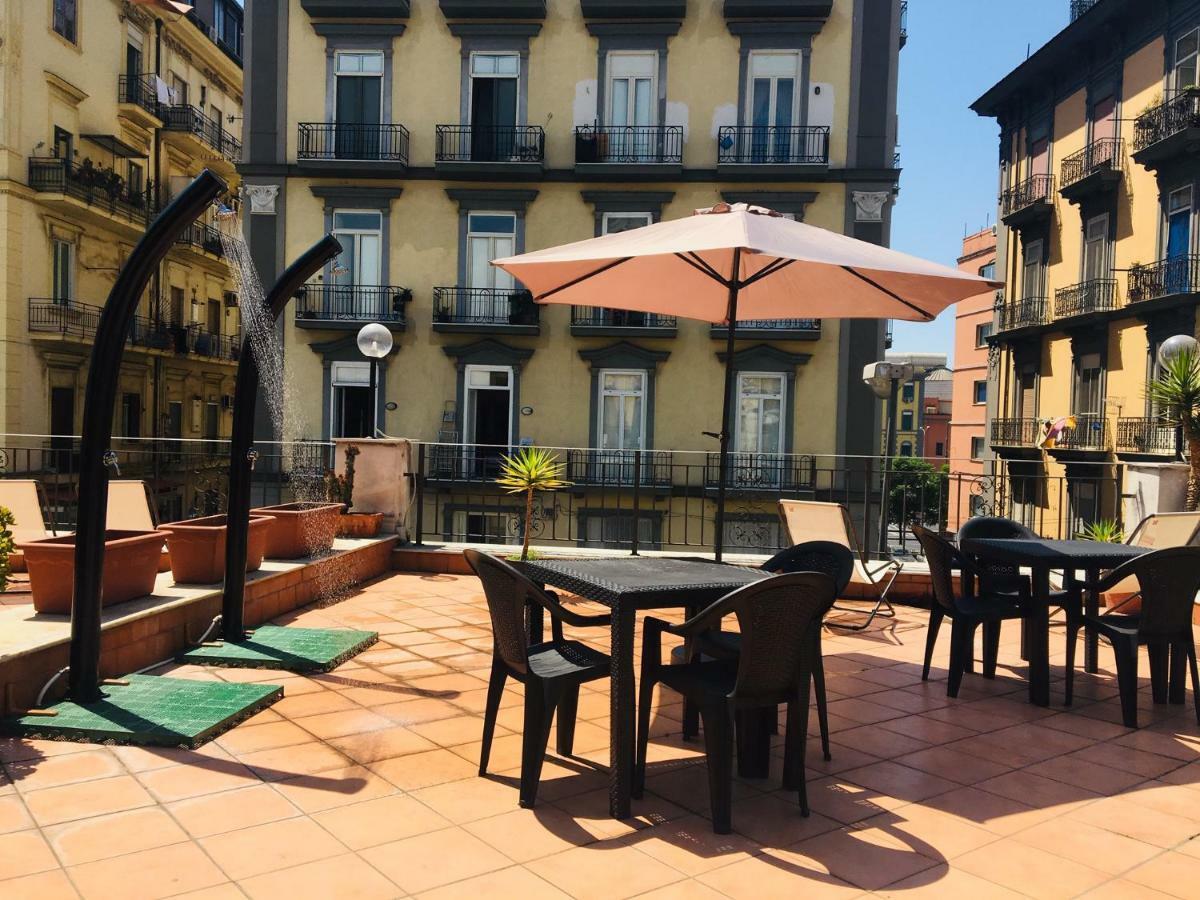 B&B La Storia Di Napoli Экстерьер фото